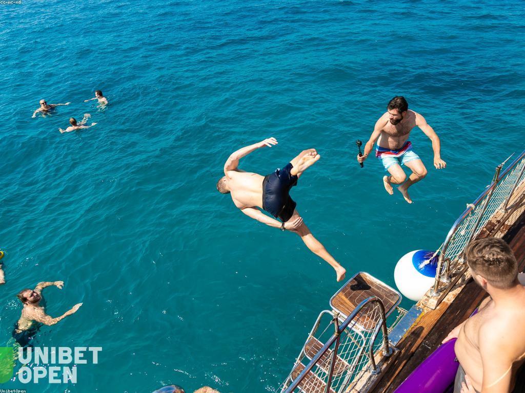 ព័ត៌មានអំពីdv38